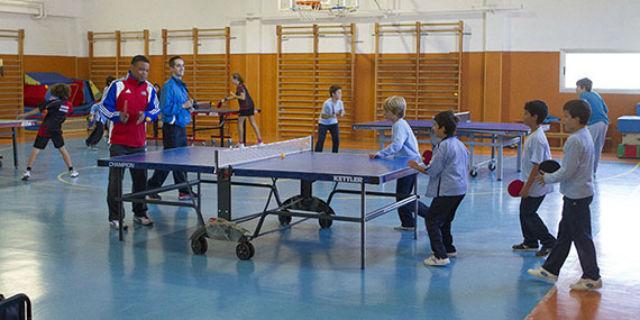 El II Torneo de Navidad de Tenis de Mesa de Boadilla logra un éxito de participación