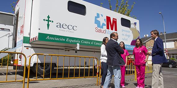 La unidad móvil para la detección del cáncer de mama llega a Boadilla