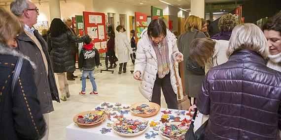 Boadilla acoge un mercadillo solidario de cerámica a beneficio de Cáritas