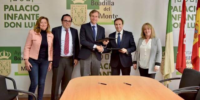 El Ayuntamiento de Boadilla firma un manifiesto de apoyo a la familia 