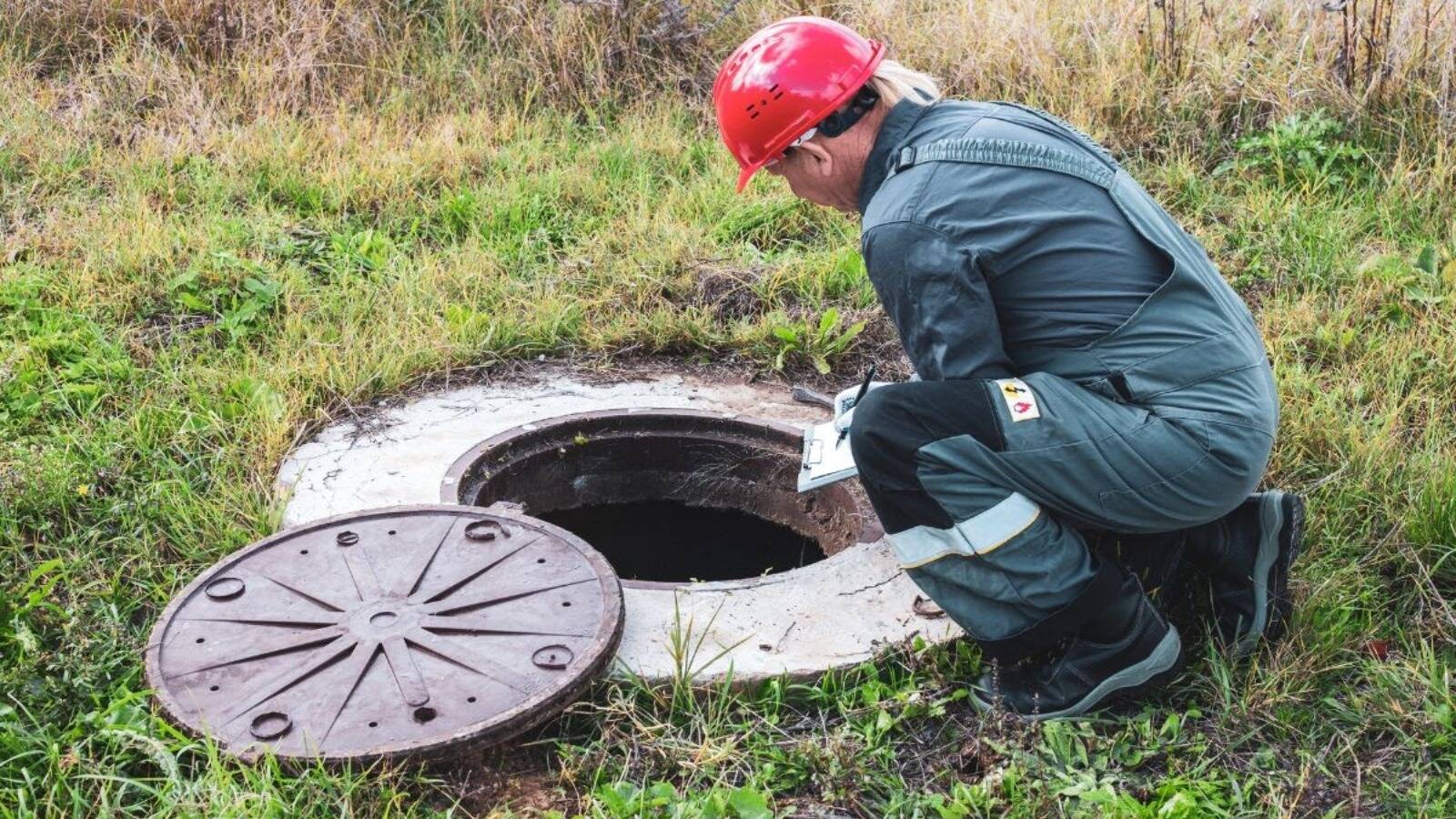 Contratar a un pocero: ¿Cuándo es necesario para mantener la red de saneamiento y por qué hacerlo?