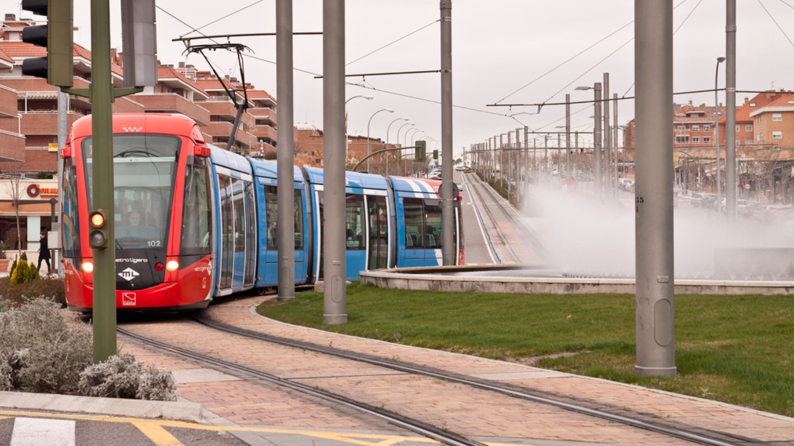 Metro Ligero Oeste lidera la sostenibilidad en el transporte público europeo